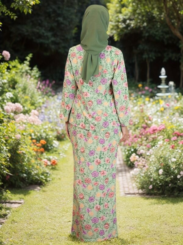 1ea2f0f1-c3d4-405f-b353-1af3d57ca52a.jpg Elegant Floral Print Two-Piece Set