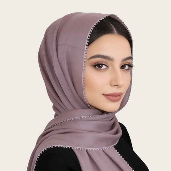 2e450b43-dd92-4727-b667-8de9cc01d539.jpg Floral Edge TR Soft Rectangular Hijab