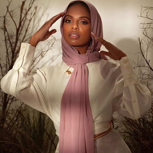 3898bd6e-1952-4b3f-96d4-d4b53e137337.jpg Elegant Ramadan Instant Hijab
