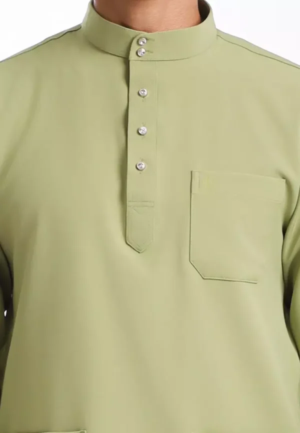 alain-delon-2914-7357754-4.jpg.webp Sage Green Traditional Melayu Set