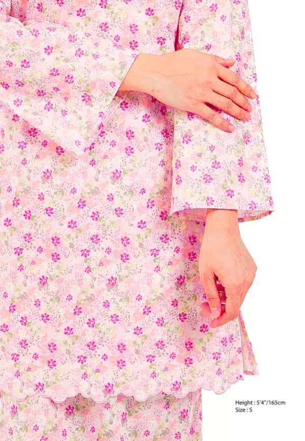 gene-martino-0930-1263864-5.jpg.webp Pink Cotton Baju Kurung